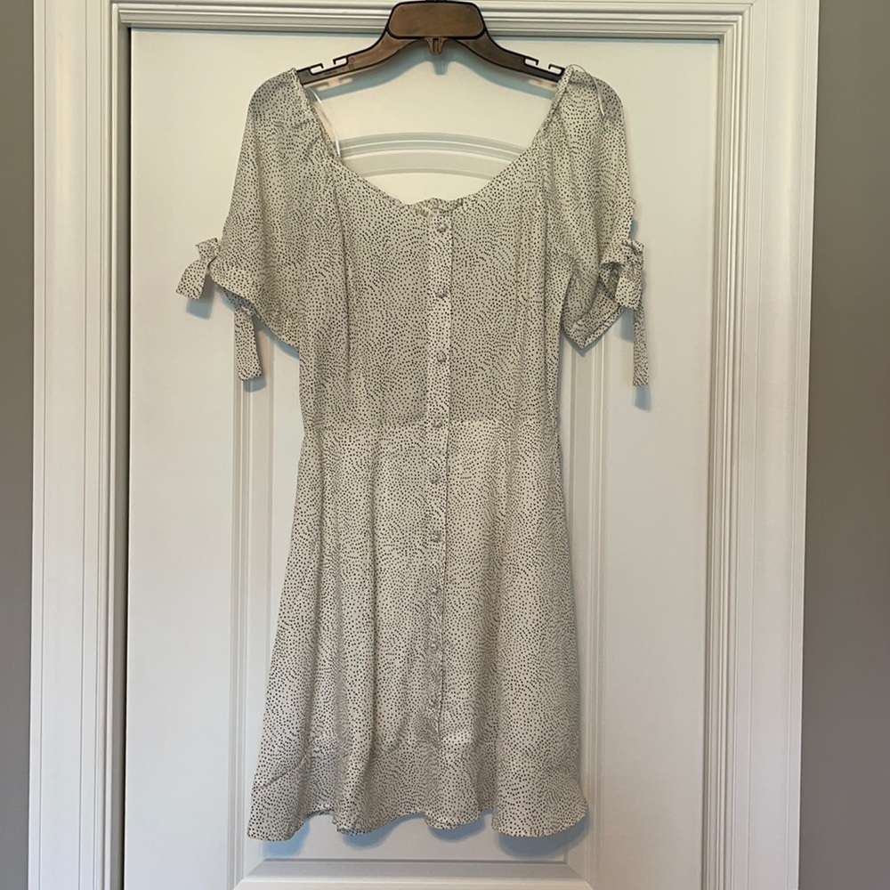 Sienna Sky dress